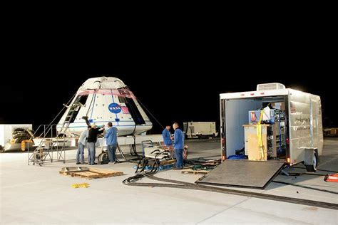 Orion Crew Module Testing Photograph by Nasa/science Photo Library ...