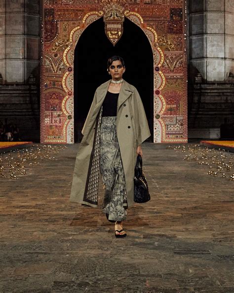 Dior Fall 2023 Mumbai India Runway Magazine ® Official