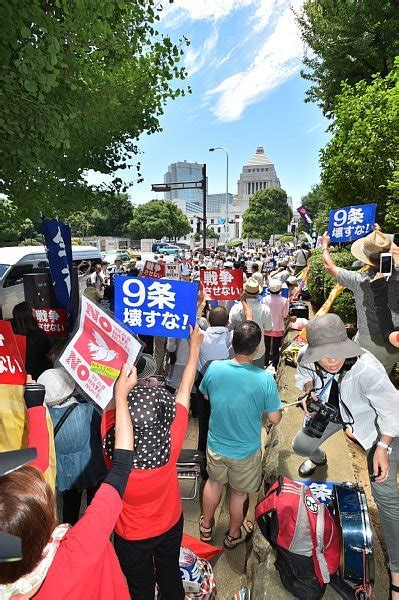 安保法案強行採決に首相側近 「支持率下落は想定の範囲内」（週刊ポスト） 赤かぶ