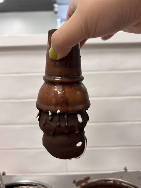 Small dip cone 🤪 : r/DairyQueen