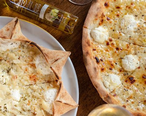 The 17 Best Happy Hours in Miami | Dish Miami