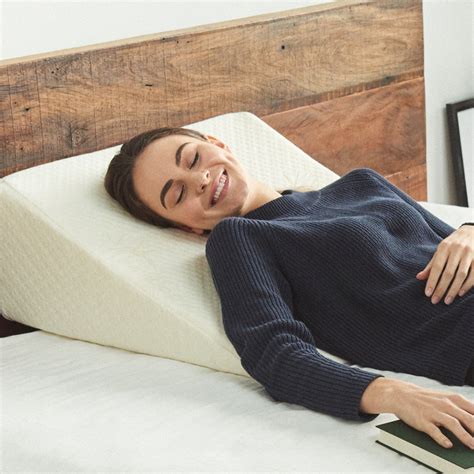 Zuma Foam Wedge Pillow Therapeutic Pillow Brentwood Home