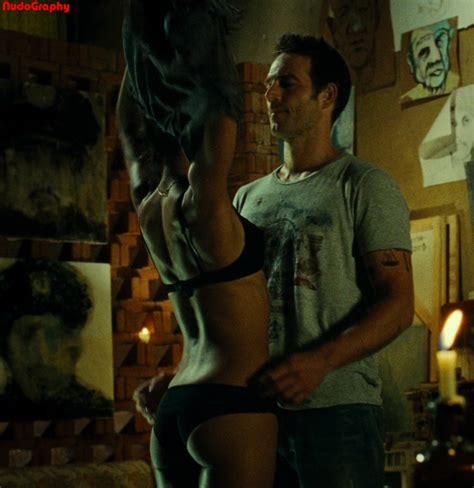 Zoe Saldana From Colombiana Picture 20122originalzoesaldanacolombiana1080p 03