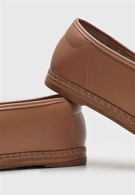 Tênis Slip On Beira Rio Recorte A Laser Nude Compre Agora Dafiti Brasil