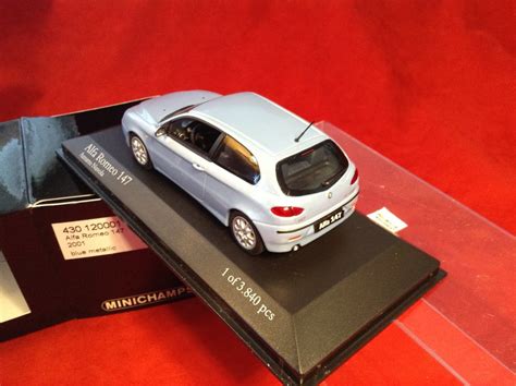 Minichamps 1 43 1 Modelauto ref 120001 Alfa Romeo 147 Coupé