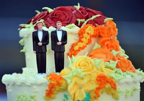 Usa Corte Suprema Con Il Pasticciere Che Nega La Torta Alla Coppia Gay