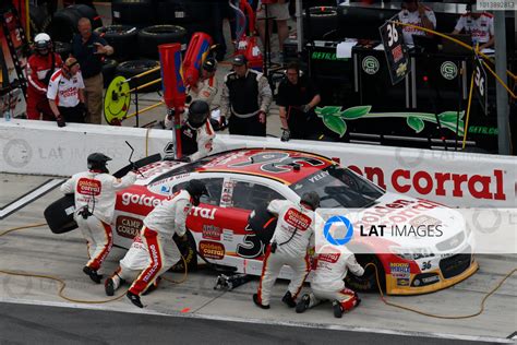 February Daytona Beach Florida Usa Subject Jj Yeley Pit