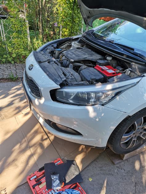Замена ламп ДХО — KIA Ceed (2G), 1,6 л, 2013 года | своими руками | DRIVE2