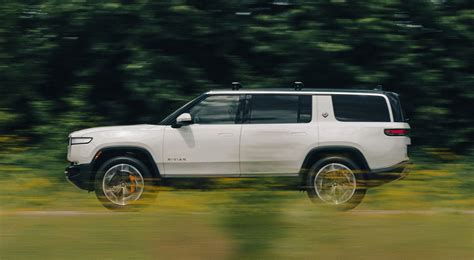 Rivian To Launch R S Dual Motor Max This Fall Boasting Impressive