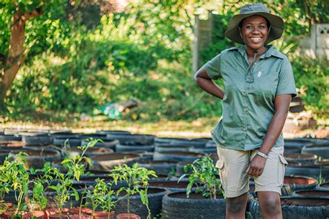 Female Farmers Digging In For The Greater Good African Farming