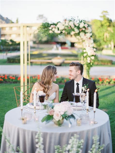 Modern Romance at the Arizona Biltmore | Best Wedding Blog