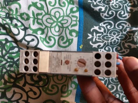 Siemens 7PU4320-2BN20;7PU 4320-2BN20;7PU43202BN20;7 PU 4320 Timer Relay ...
