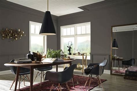 Urbane Bronze Color Del Año 2021 De Sherwin Williams