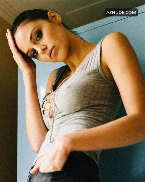 RUTHIE HANAN Nude AZNude