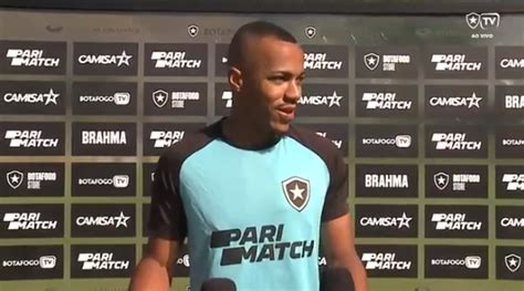 Botafogodeprimeira Marlon Freitas Do Botafogo Sai Em Defesa De