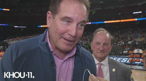 Jim Nantz Prepares To Call His Final Ncaa Tournament Game On Cbs Cbs19tv