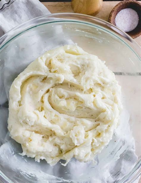 Garlic Mashed Yuca Root Mashed Cassava Running To The Kitchen®