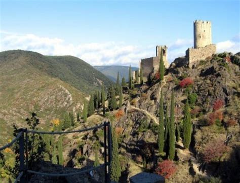 Montagne Noire Lastours Et Ses Castrums Cathares