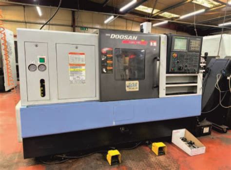 Doosan Lynx Cnc Cnc Turning Centre With Doosan Fanuc I Series Cnc