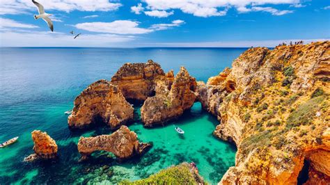 Algarve voted Best Beach Destination in the world - South Explorers