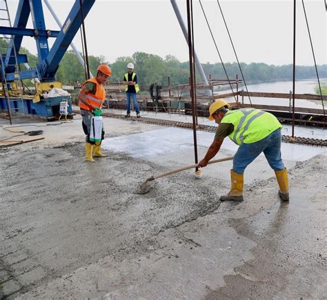 Ponte Sul Ticino Salvini Pronto Ad Accelerare Ma I 5 Stelle Costi