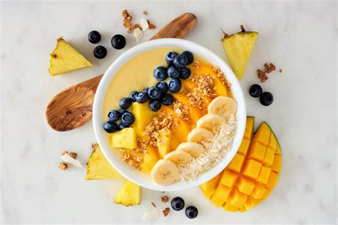 How To Make A Thick Smoothie Bowl Without Bananas - I'm going to give ...