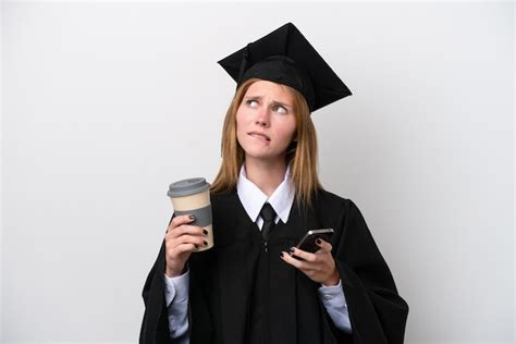 Mulher Inglesa Jovem Graduada Na Universidade Isolada Em Fundo Branco