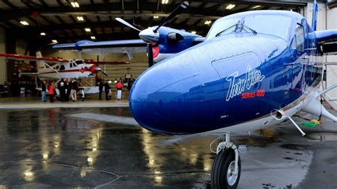 Photos Legendary Bush Pilot Pays Tribute To Twin Otter