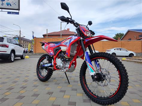 Купить новый Гюрза МБ-3 карбюратор 6 передач в Ростове-на-Дону: красный ...