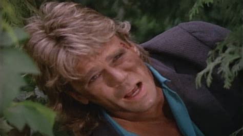 Watch MacGyver Classic Season 5 Episode 4: Cease Fire - Full show on ...