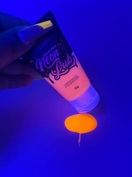 Neon Lub Gel Comestível que Brilha Em Luz Negra 30G Pepper Blend Miss