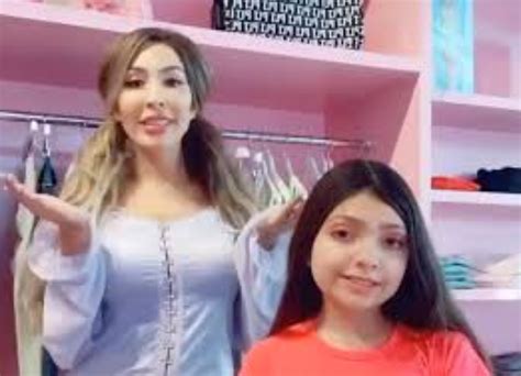 Farrah And Sophia On Tik Tok Rteenmomogandteenmom2