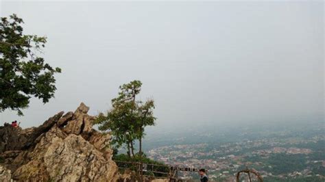 Gunung Kapur Ciampea Tempat Wisata Di Bogor Yang Asyik Melihat