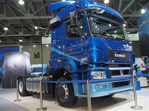 КАМАЗ представил новинки на выставке Comtrans-2017 - КОЛЕСА.ру ...