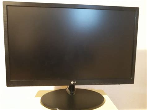 LG 22M38A Full HD LED Monitor SAMO OSOBNO PREUZIMANJE