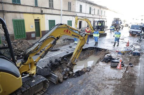 Cortes De Agua Y Tr Fico En Palma Los Trabajos De La Calle Manacor Se