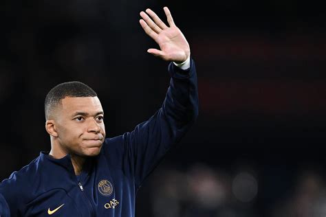 PSG plan to convince Real Madrid target Mbappe to sign new contract ...