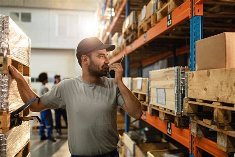 Benefits Of Using Walkie Talkies In The Warehouse Industry January 2025