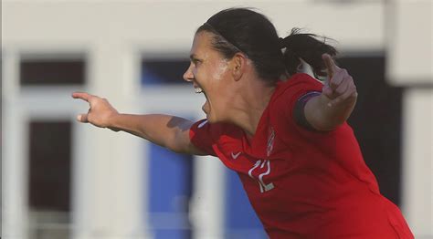 Is Christine Sinclair an artist in soccer cleats? - Team Canada ...