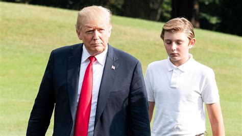 Donald Trump Se Sincerca Sobre Su Relación Con Su Hijo Barron ¡hola