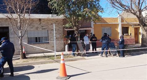 Otro Femicidio En Córdoba Apuñaló A Su Novia En Un Comercio Eldoce