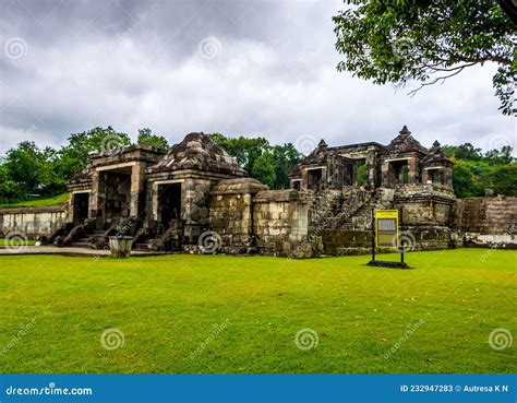 The Splendor of the Ratu Boko Palace Gate. Editorial Stock Photo ...