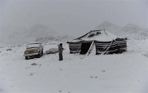 Saudi Arabia Suffers Record-Breaking Cold and Desert Snow - Electroverse