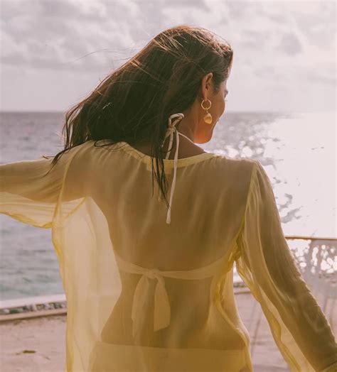 Pooja Hegde In A Two Piece Bikini With A Sheer Robe Raises Heat See Now SpideyPosts