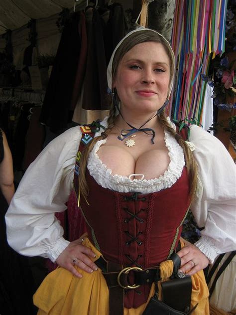 Faire Wench I Renaissance Women Renaissance Fair Costumes For