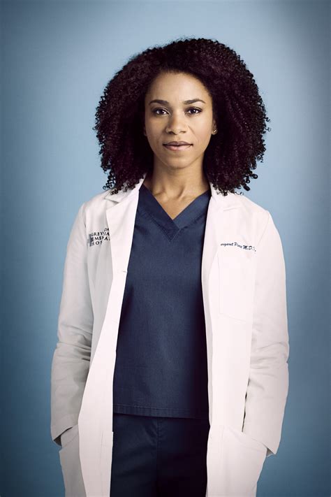 GREY'S ANATOMY, Grey’s Anatomy Season 16 Cast Photos