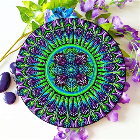 Pin By Regina On Taskiniai Paveikslai In 2024 Mandala Dots Mandala