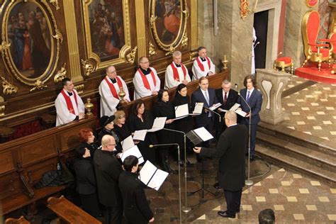 Liturgia Wielkiego Piątku w bazylice katedralnej Wyższe Seminarium