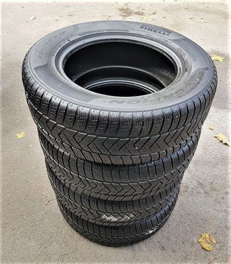 235 / 65 / R17 Pirelli