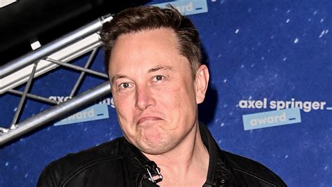 Twitter Isn't Happy About Who Elon Musk Was Sitting Next To At The Super Bowl